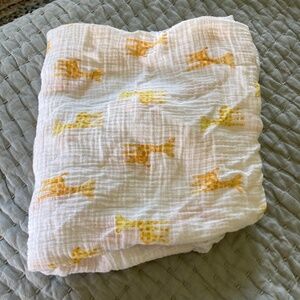 Aden & Anais Gauzy Cotton Crib mattress cover